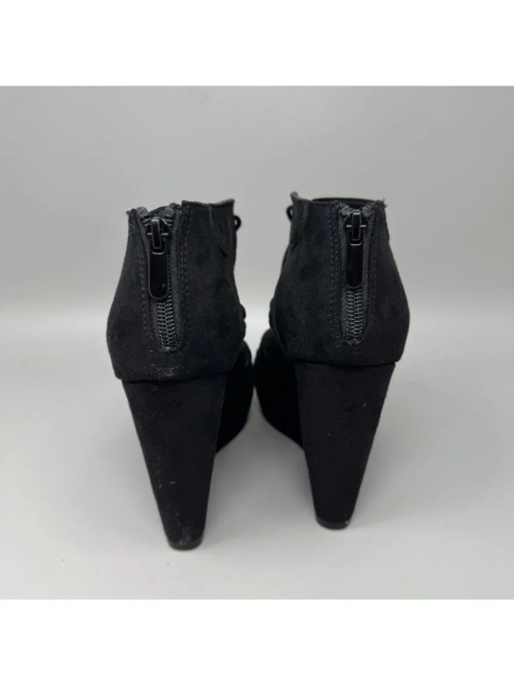 Torrid Black Lace Up Platform Block Heels Closed Toe Size 6 Women’s